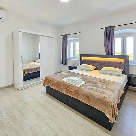 Sunrise By Interhome *