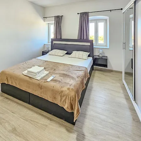 Sunrise By Interhome *