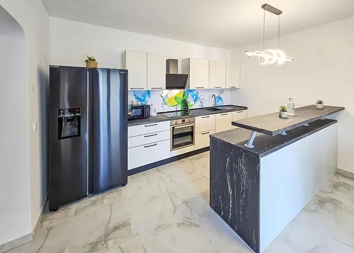 Sunrise By Interhome Janjina